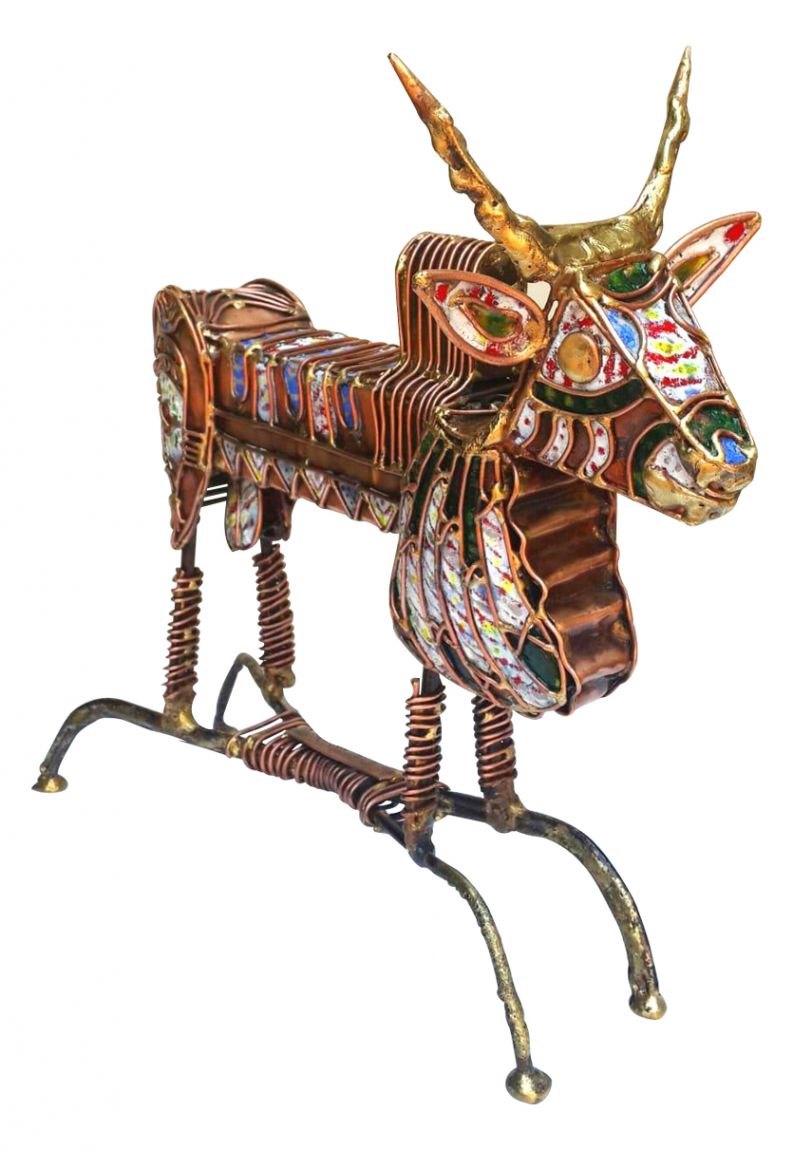 BULL THREE DIMENSION - 15 x 15 INCH